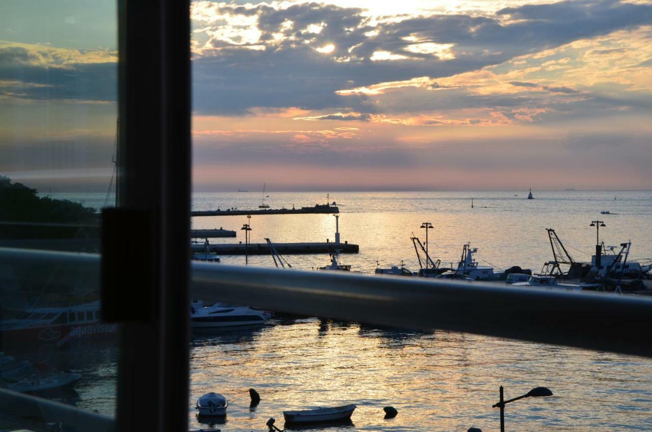 Apartment Umag Center Istria Croatia With Seaview By Rentistra エクステリア 写真